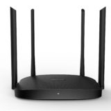 Hikvision DS-3WR12C AC1200 dual-band Wi-Fi router with four antennas